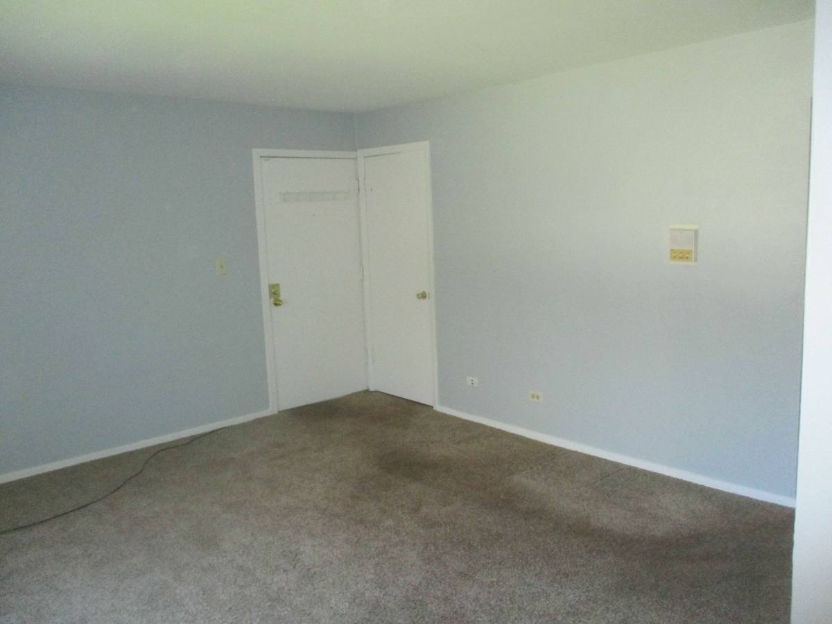 Apartment for rent at 2901 Willow Lane #A6, Zion, IL 60099