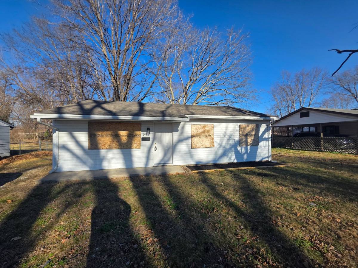 House for rent at 1421 Richard Dr, East Saint Louis, IL 62206