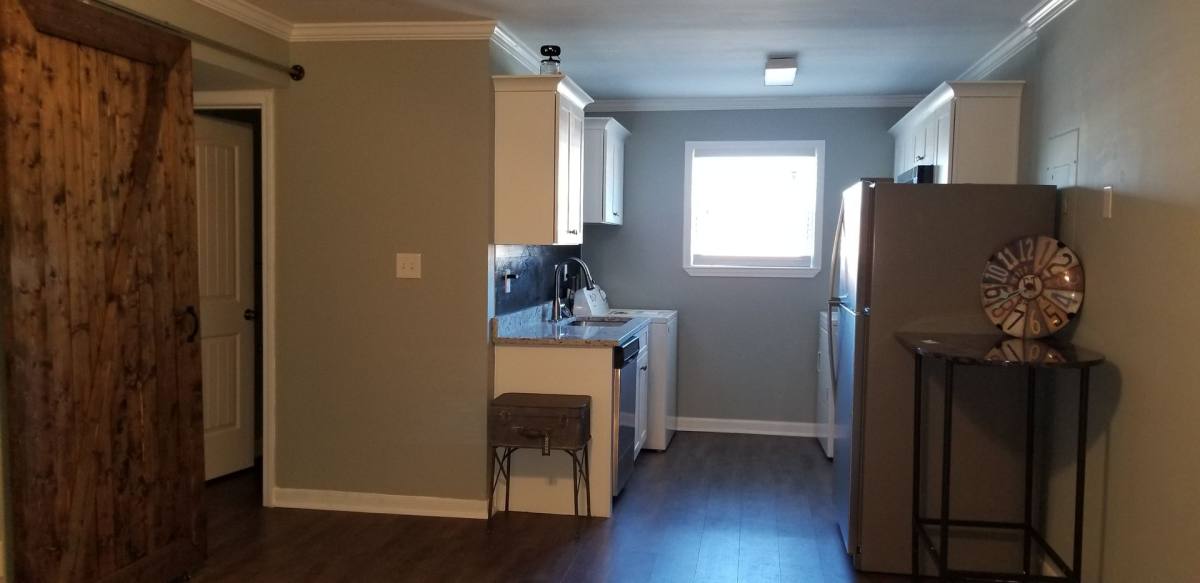 Apartment for rent at 4233 3rd Ave S, Birmingham, AL 35222