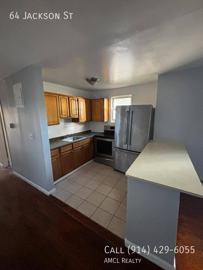 Apartment for rent at 64 Jackson St, Yonkers, NY 10701