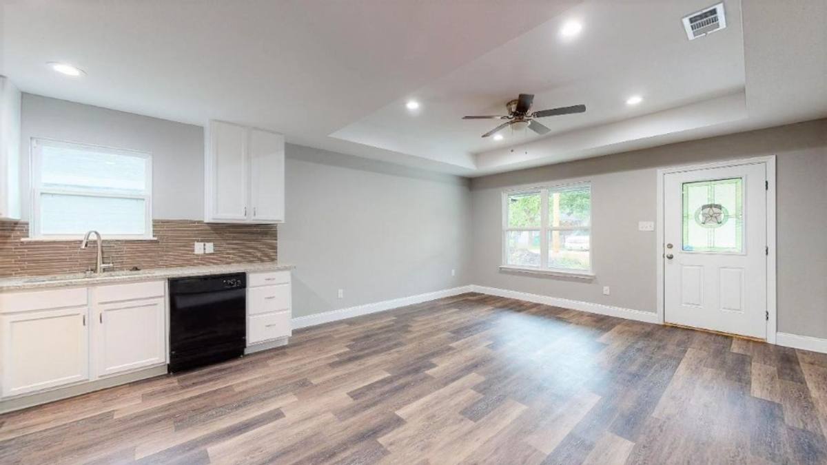House for rent at 428 N Cherokee Shores, Mabank, TX 75156