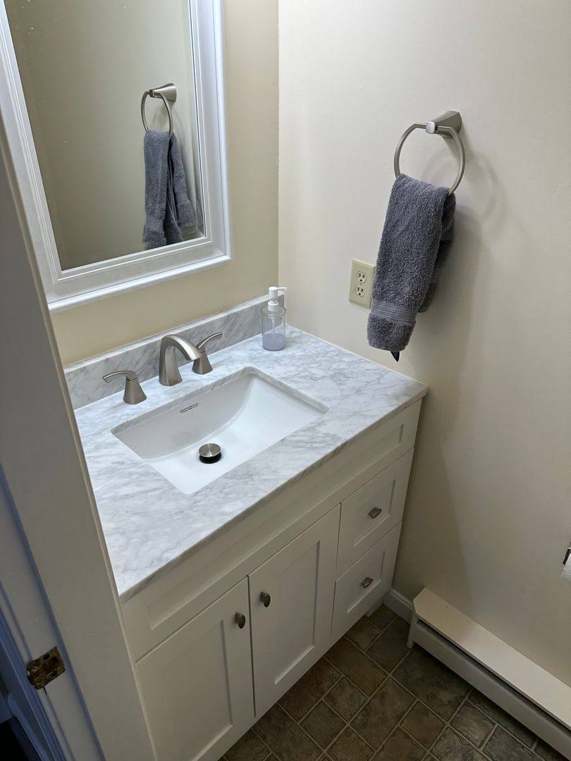 Apartment for rent at 37 Hyde St, Burlington, VT 05401
