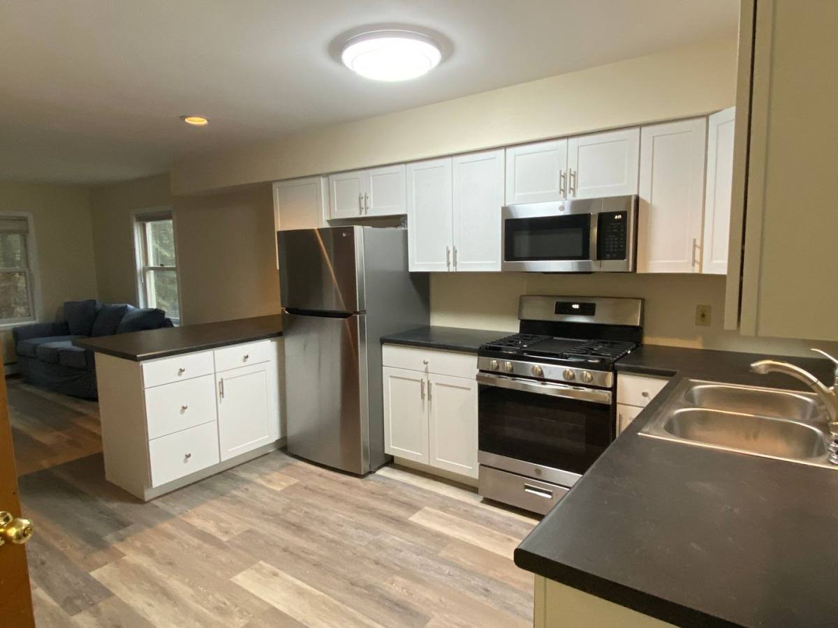 Apartment for rent at 37 Hyde St, Burlington, VT 05401