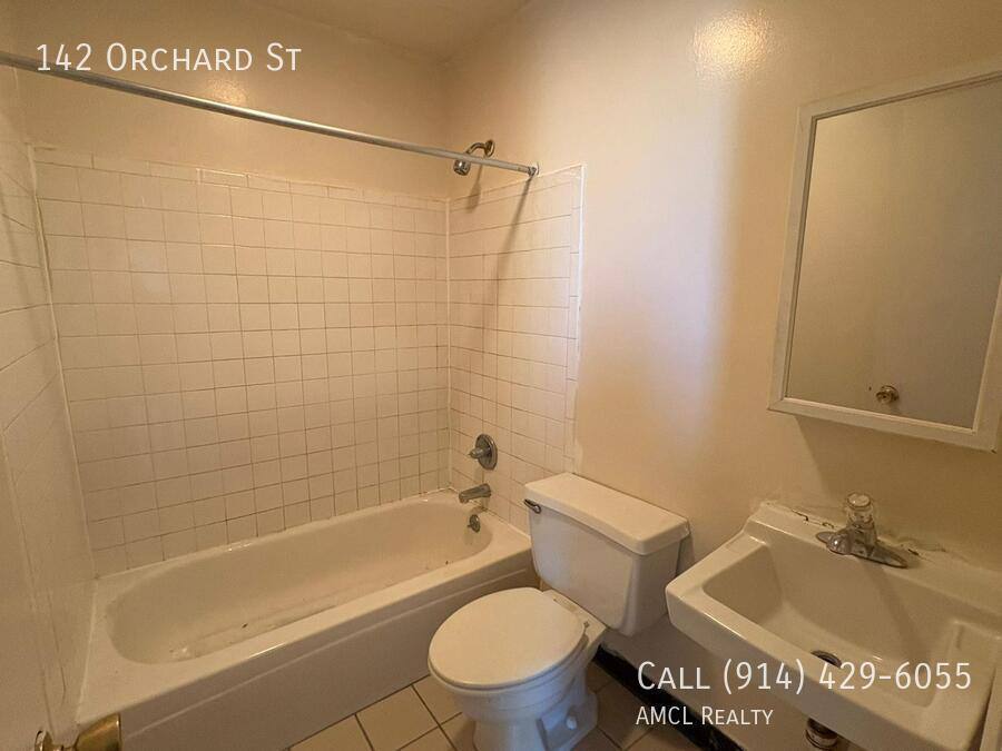 Apartment for rent at 142 Orchard St, Yonkers, NY 10703
