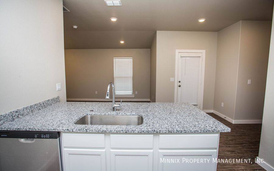 Townhouse for rent at 407 E 21st St #A, Wolfforth, TX 79382