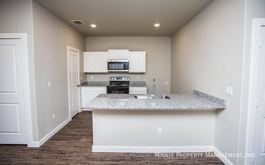 Townhouse for rent at 407 E 21st St #A, Wolfforth, TX 79382