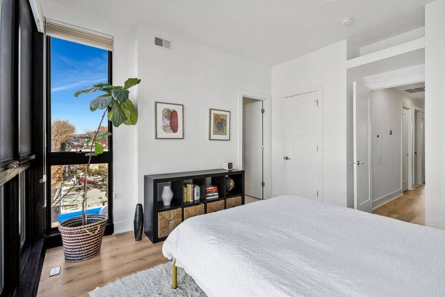 Condo for rent at 1012 Harvard St NW #7, Washington, DC 20001