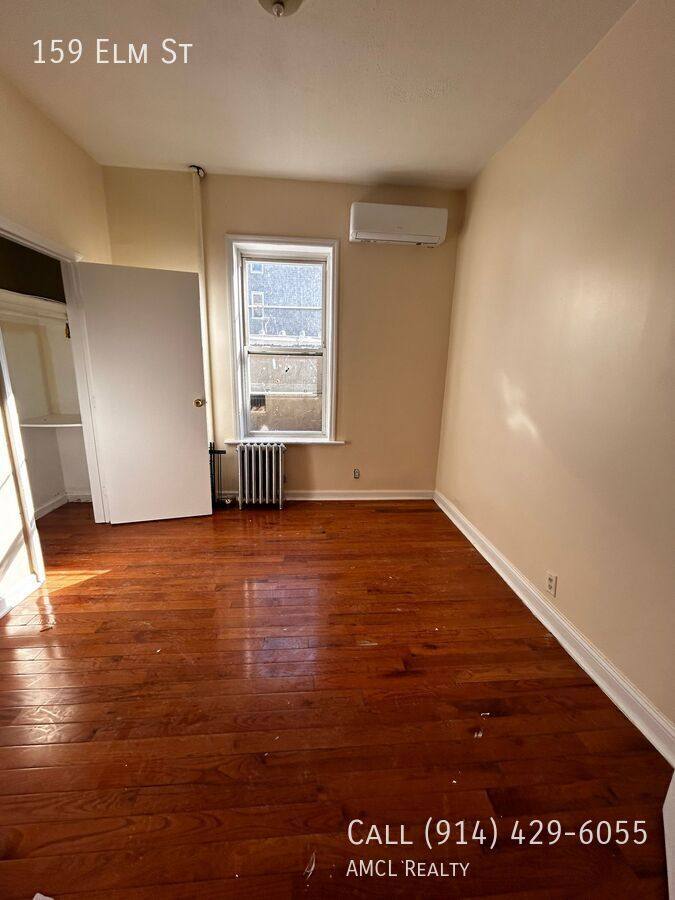 Apartment for rent at 159 Elm St, Yonkers, NY 10701