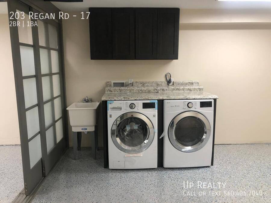 Apartment for rent at 203 Regan Rd #17, Vernon Rockville, CT 06066