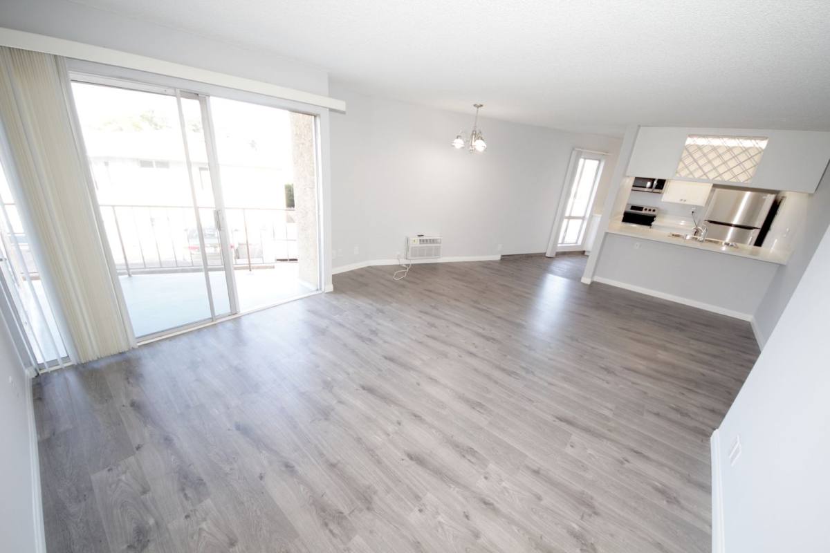 Apartment for rent at 3128 Overland Ave, Los Angeles, CA 90034