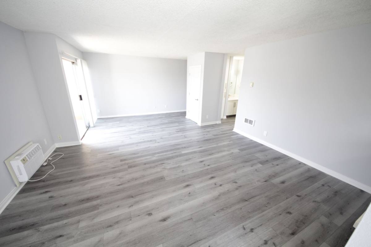 Apartment for rent at 3128 Overland Ave, Los Angeles, CA 90034