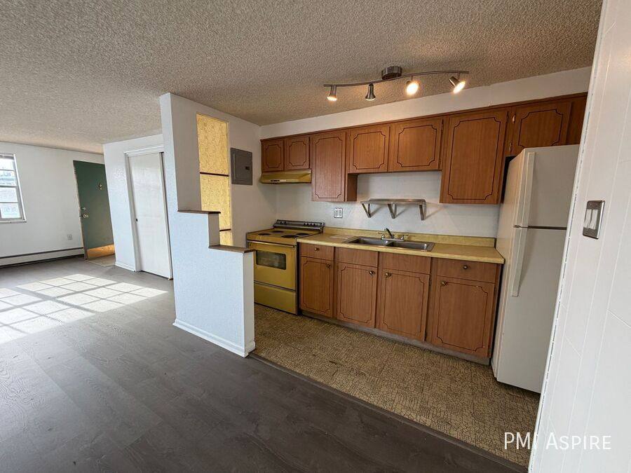 Apartment for rent at 3305 S Clarkson St #201, Englewood, CO 80113