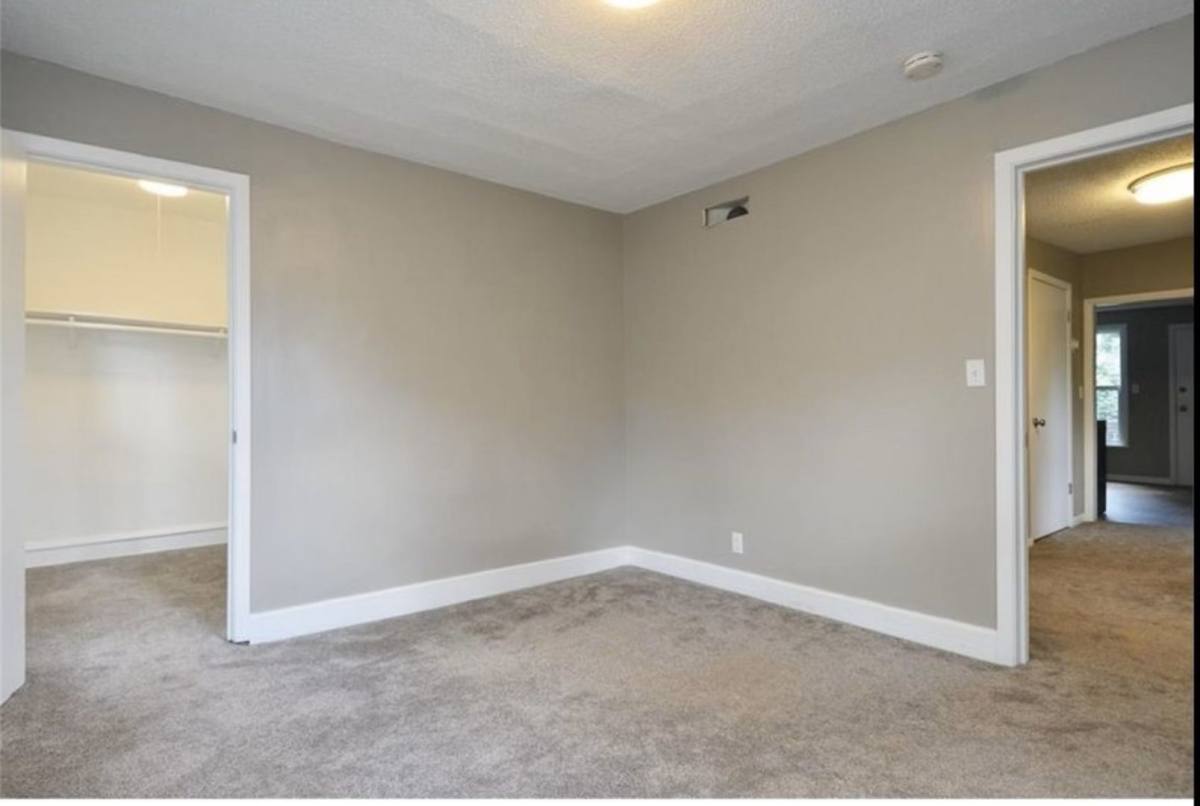 Apartment for rent at 1028 28th Ave NE, Minneapolis, MN 55418
