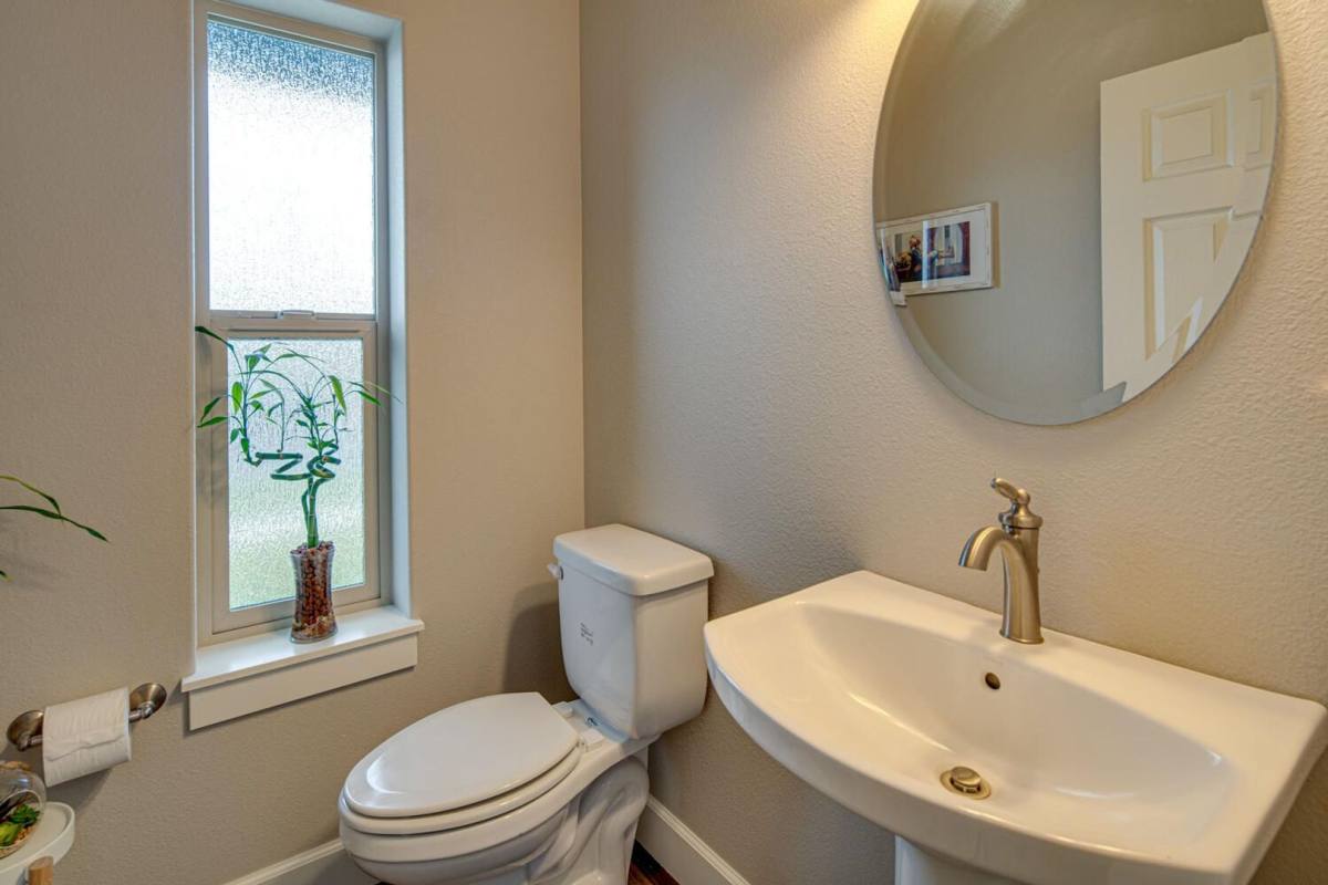 House for rent at 3012 NE Flagstone Ave, Bend, OR 97701