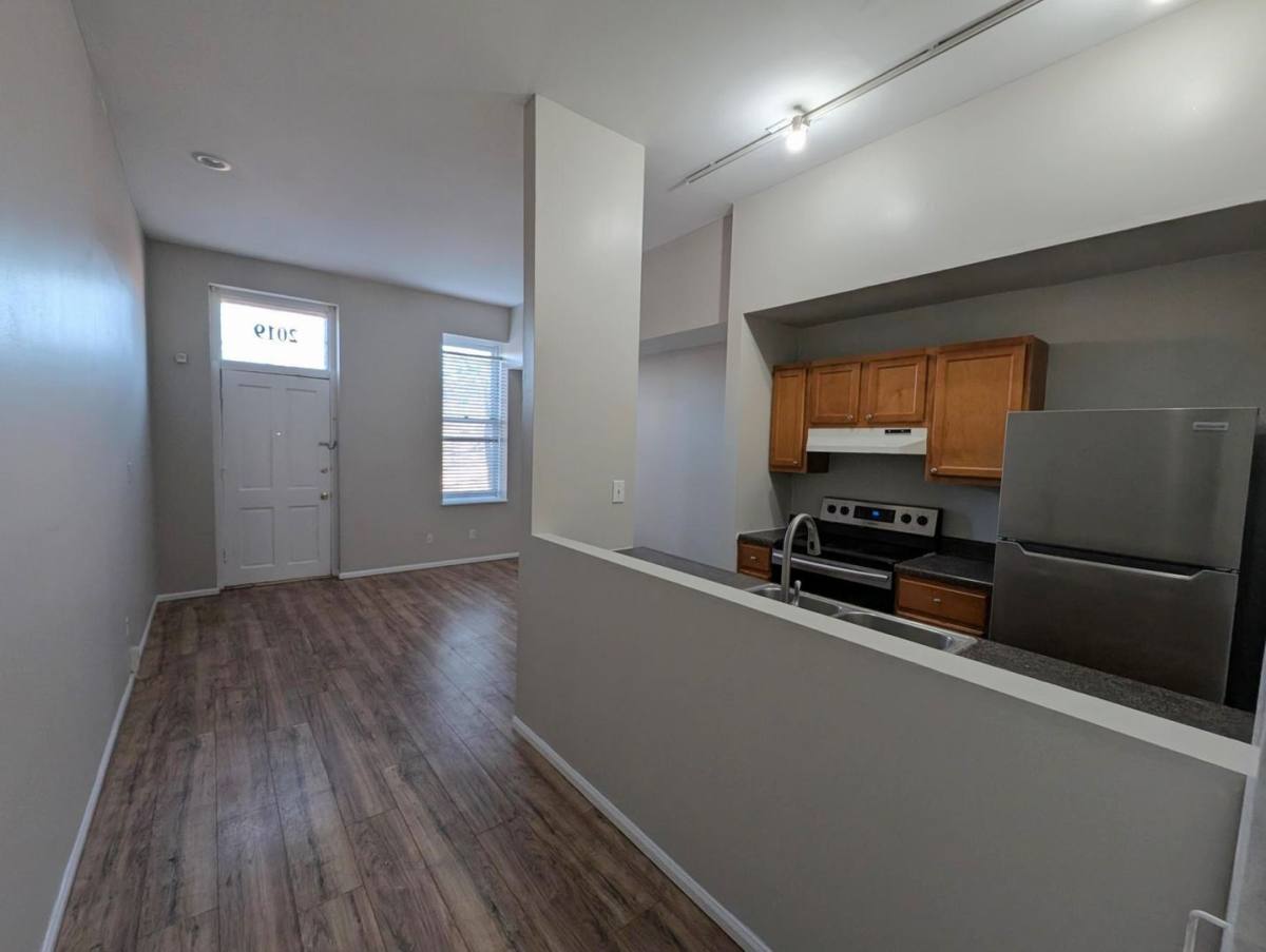 Apartment for rent at 2017-2019 S 8th St, Saint Louis, MO 63104