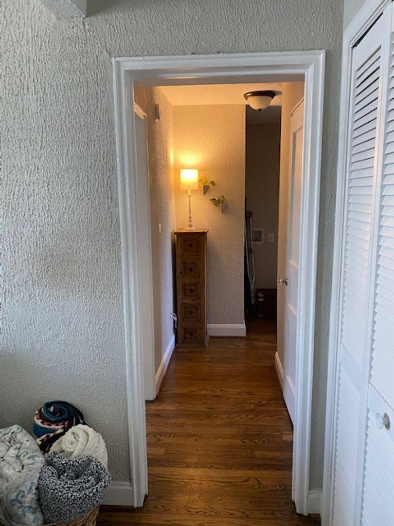 Apartment for rent at 4262 4th Ave S, Birmingham, AL 35222