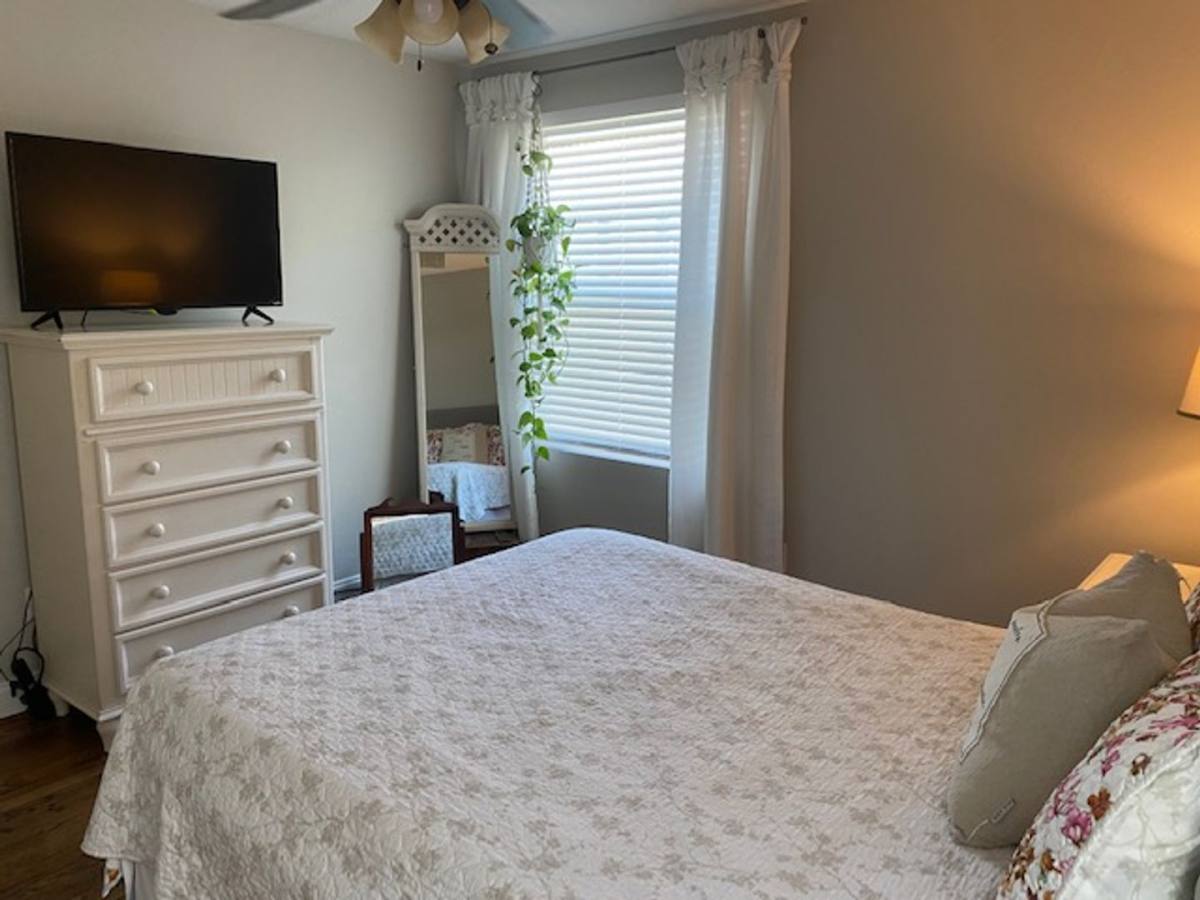 Apartment for rent at 4262 4th Ave S, Birmingham, AL 35222