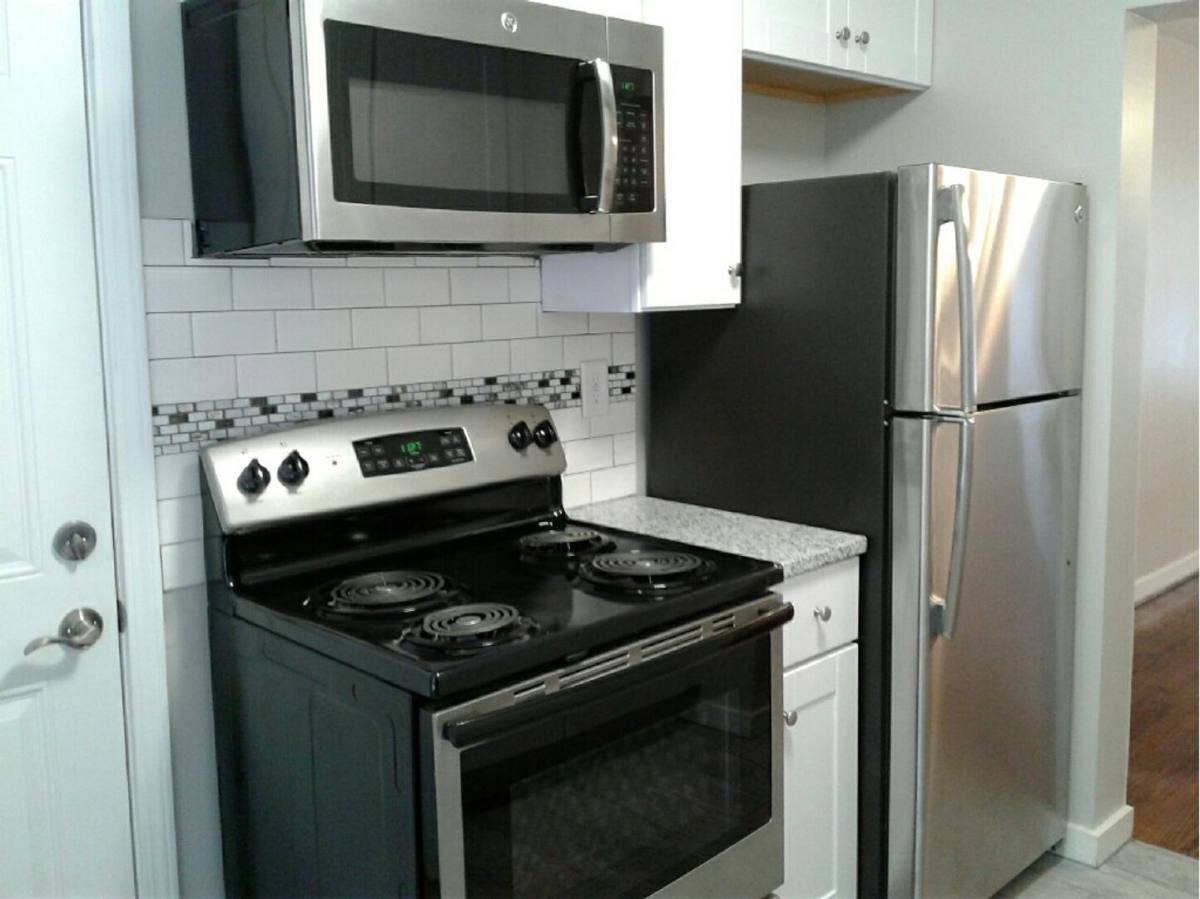 Apartment for rent at 4243 4th Ave S, Birmingham, AL 35222