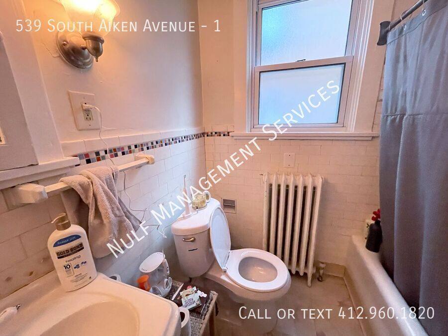Apartment for rent at 539 S Aiken Ave #1, Pittsburgh, PA 15232