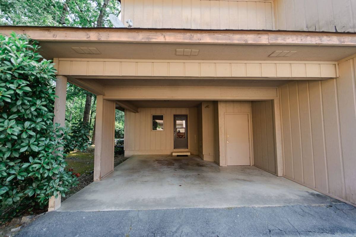 Apartment for rent at 9 Turquesa Place, Hot Springs Village, AR 71909