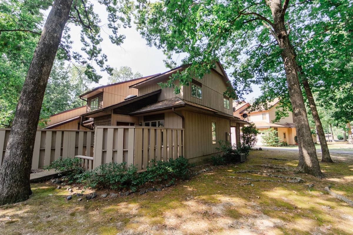 Apartment for rent at 9 Turquesa Place, Hot Springs Village, AR 71909