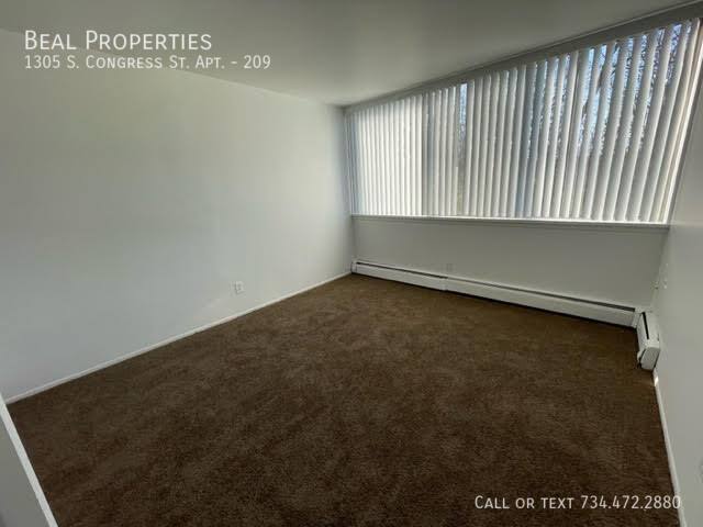 Apartment for rent at 1305 S Congress St #209, Ypsilanti, MI 48197
