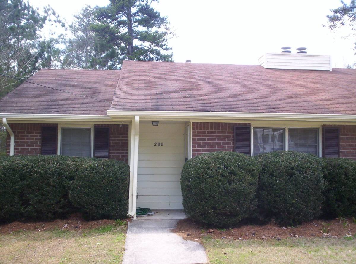 Townhouse for rent at 280 290 Chase Dr, Fayetteville, GA 30214