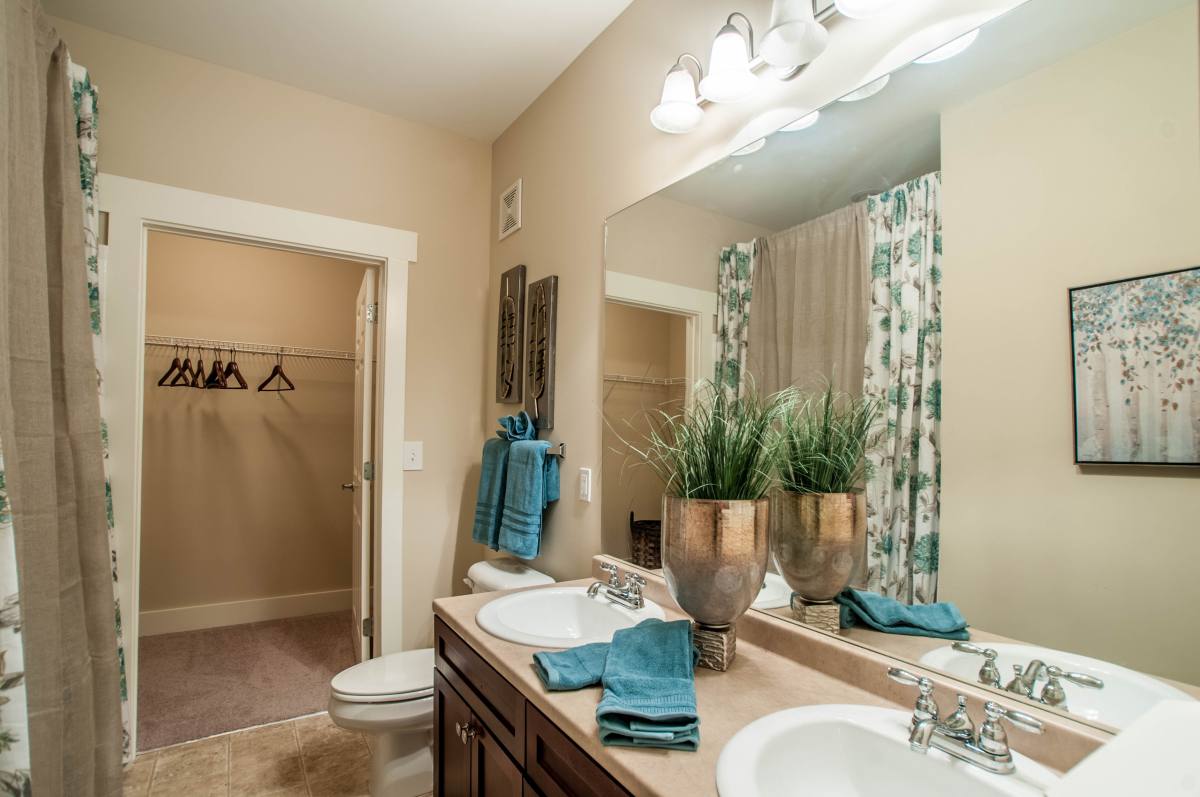Apartment for rent at Riverside Parc, 1925 Waycrest Dr Dw, Atlanta, GA 30331