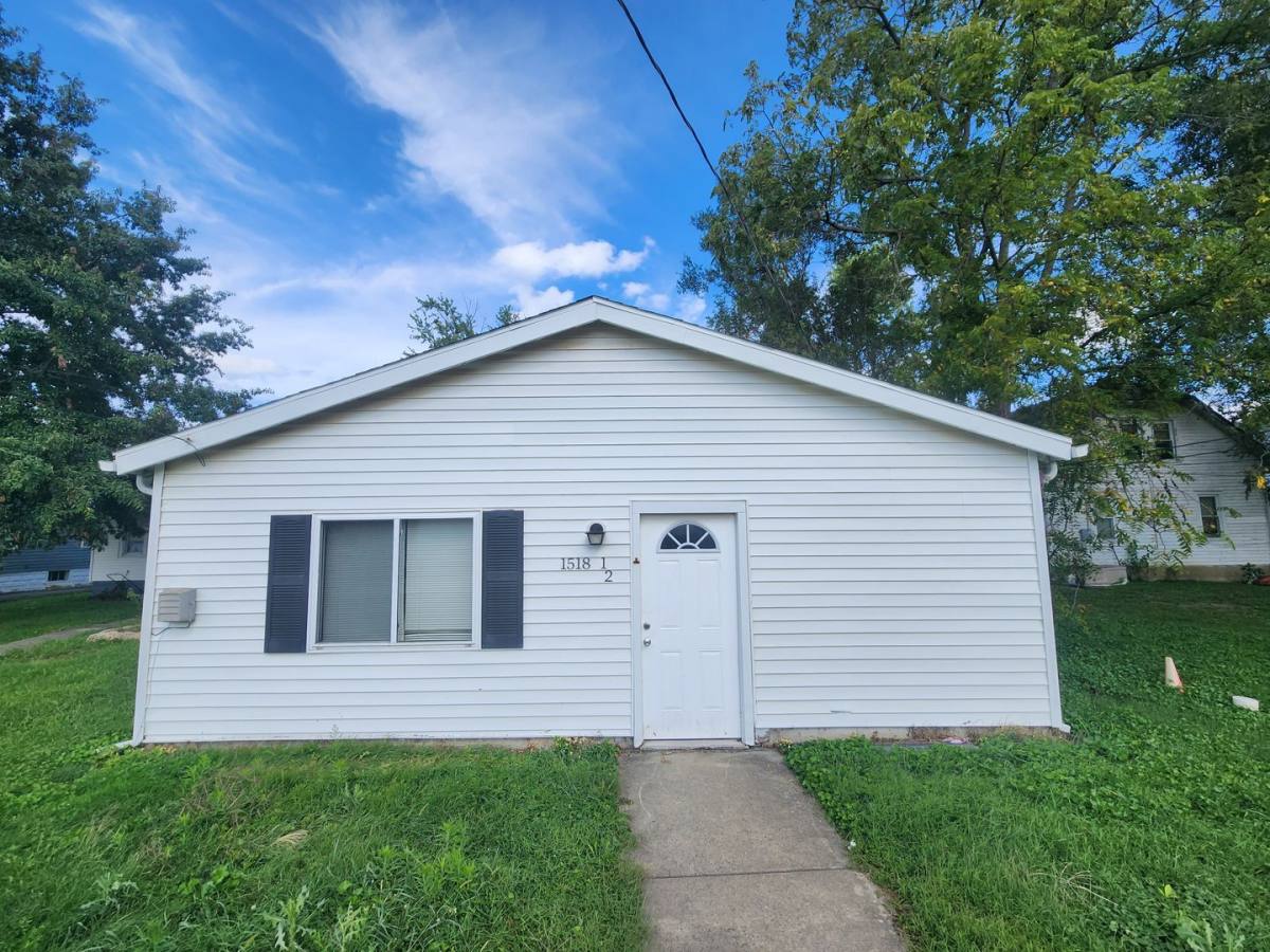 Apartment for rent at 1518 11th St, Charleston, IL 61920