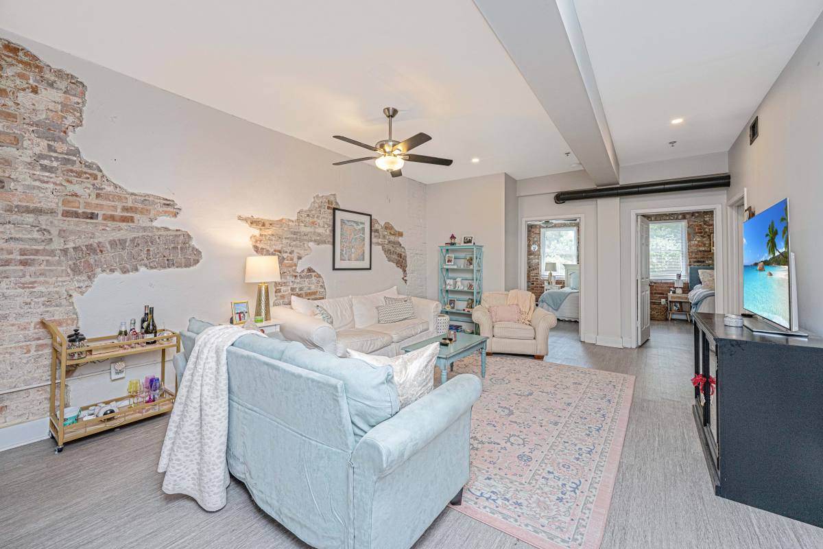Apartment for rent at 1000 King St #112, Charleston, SC 29403