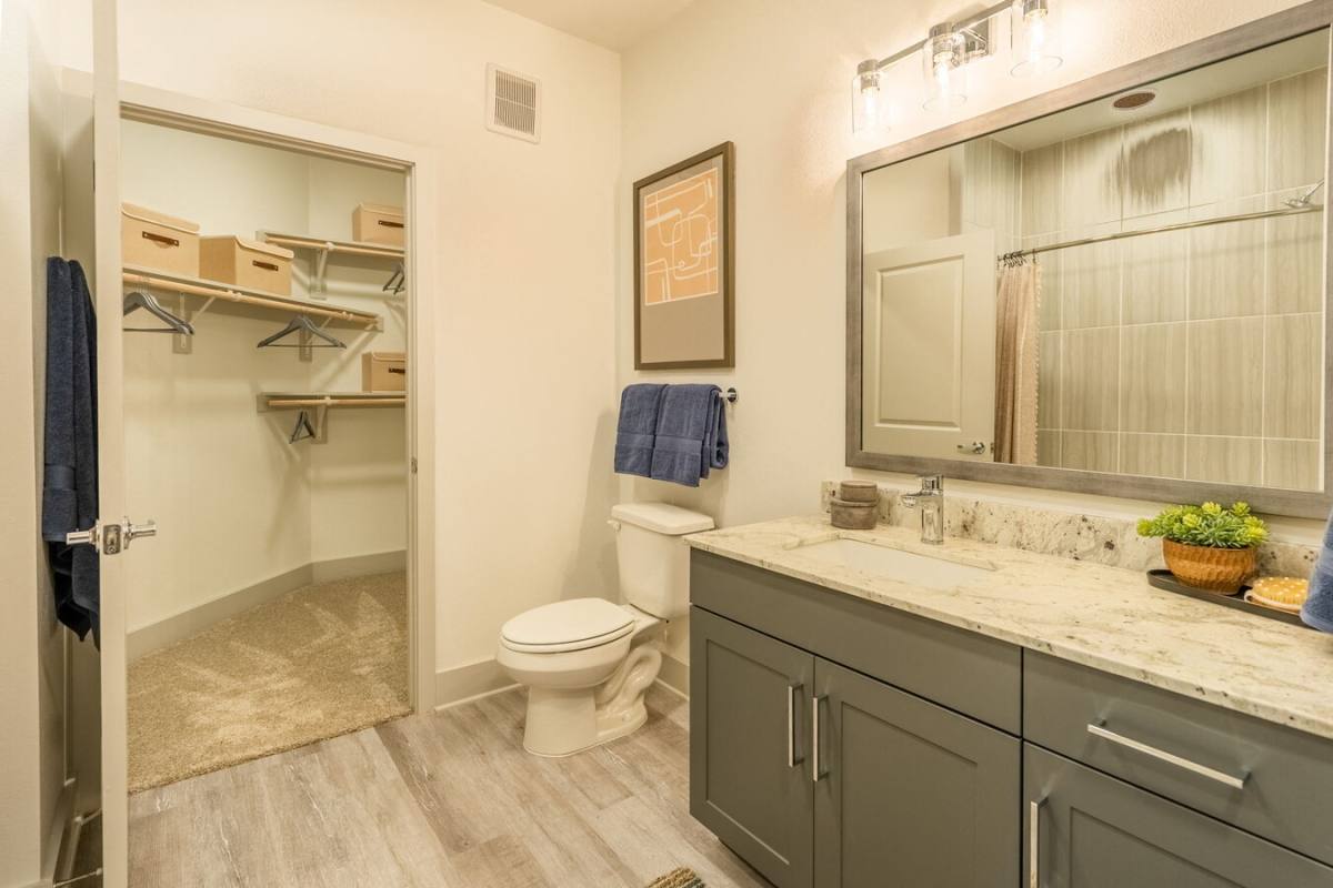 Apartment for rent at 6810 Fry Rd #ACS1, Katy, TX 77449