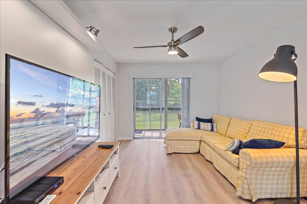 Condo for rent at 4210 Ironwood Circle, Bradenton, FL 34209