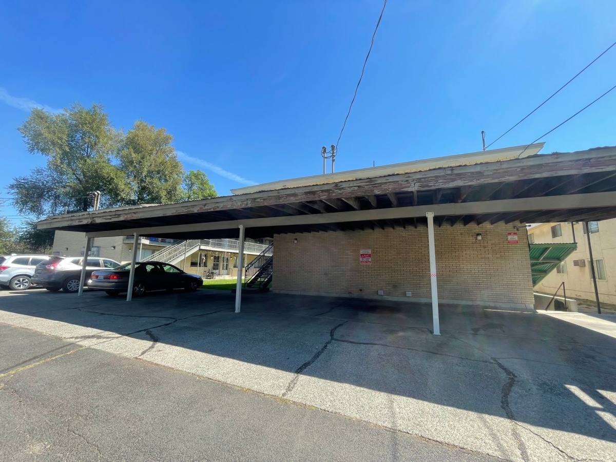 Apartment for rent at 6119 - 6123 N Colton St, Spokane, WA 99208