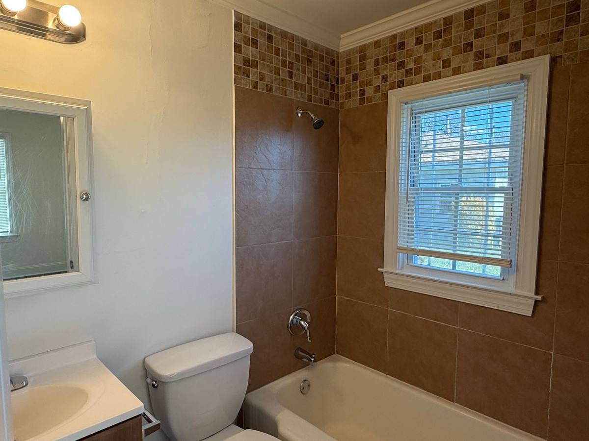 Apartment for rent at 2203 Highland St, Charlotte, NC 28208
