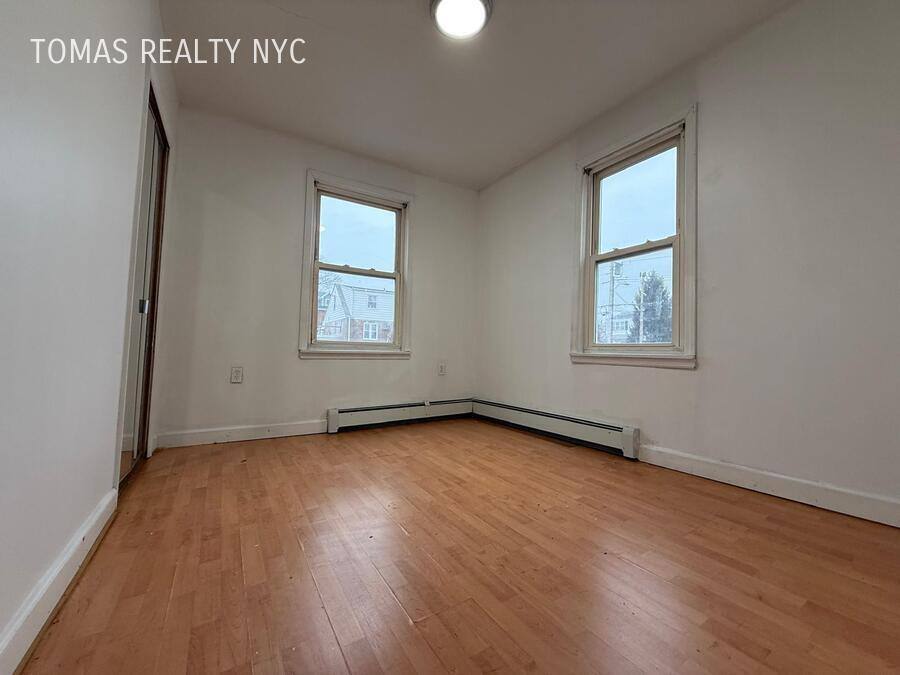 Apartment for rent at 83 Maple Place, Yonkers, NY 10704