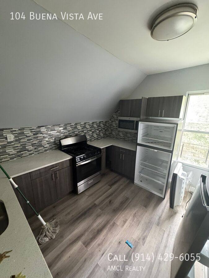 Apartment for rent at 104 Buena Vista Ave, Yonkers, NY 10701