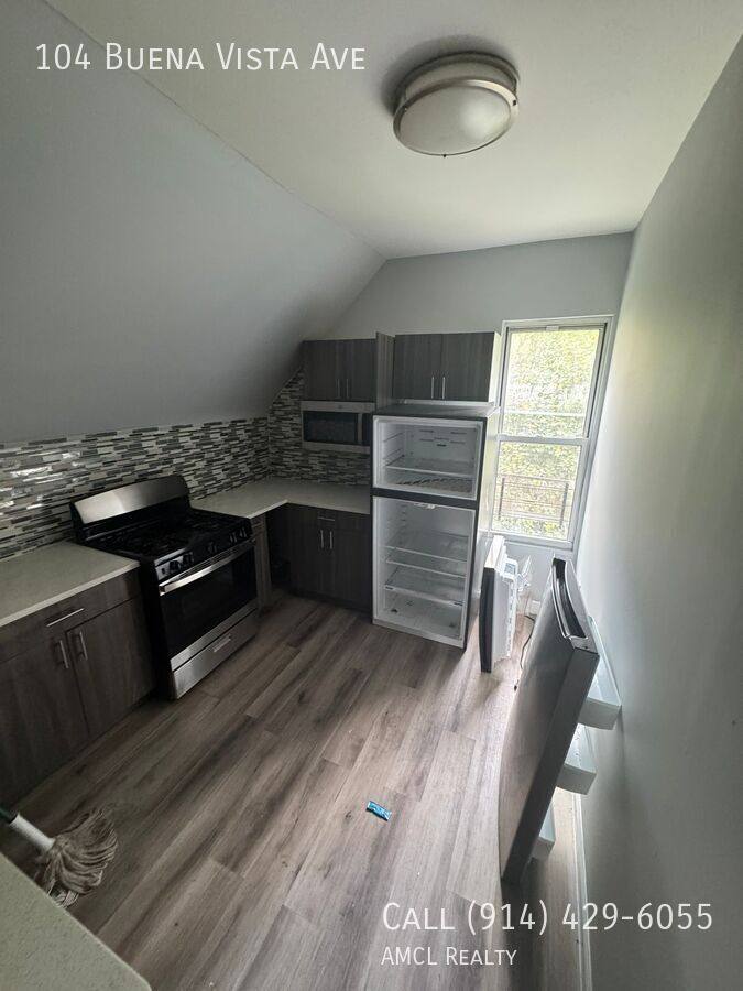 Apartment for rent at 104 Buena Vista Ave, Yonkers, NY 10701