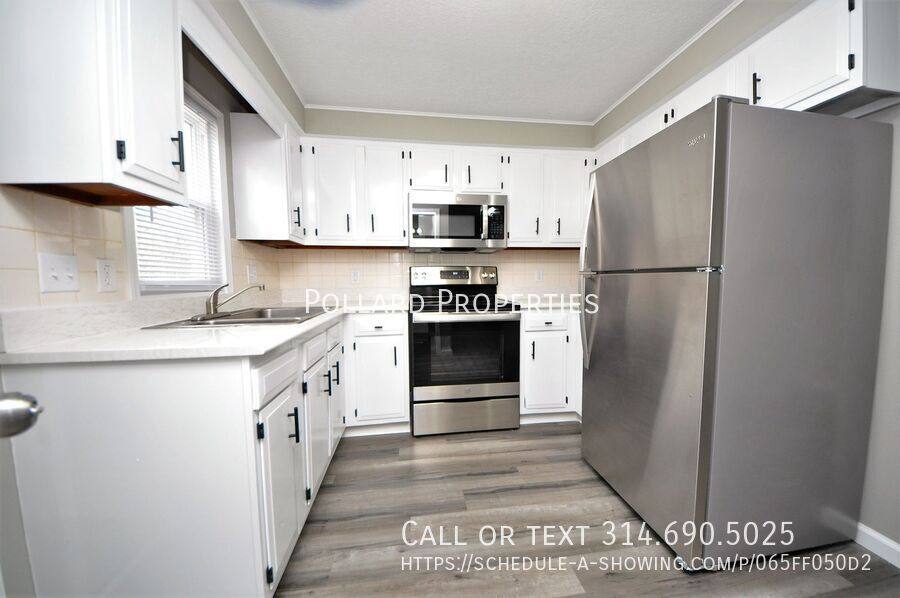 Townhouse for rent at 307 Granada Dr, Warrenton, MO 63383