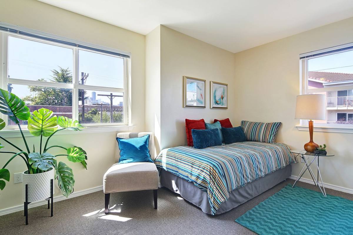 Apartment for rent at 1510 NW 52nd St, Seattle, WA 98107