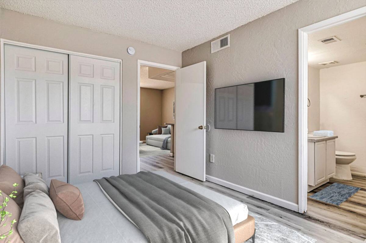 Apartment for rent at 21420 N 23rd Ave, Phoenix, AZ 85027