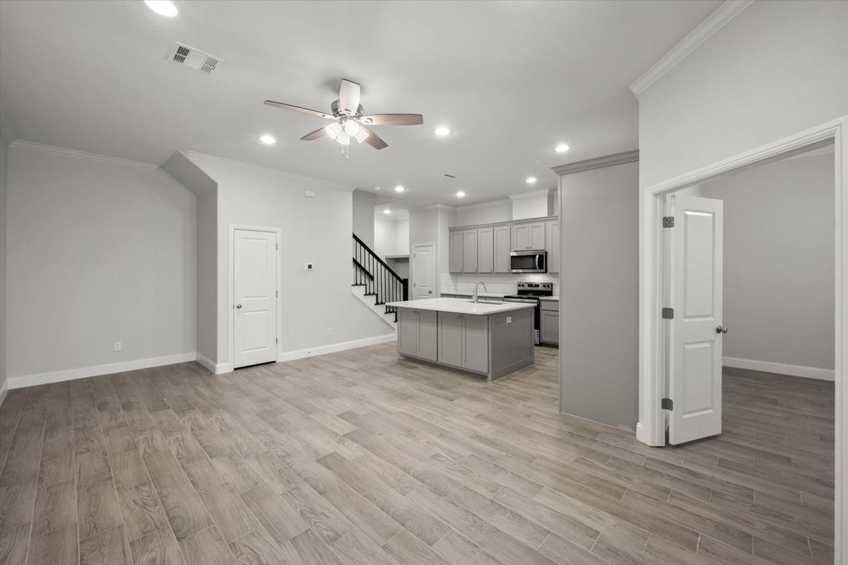 Townhouse for rent at 2355 Spring Park Blvd, Arlington, TX 76016