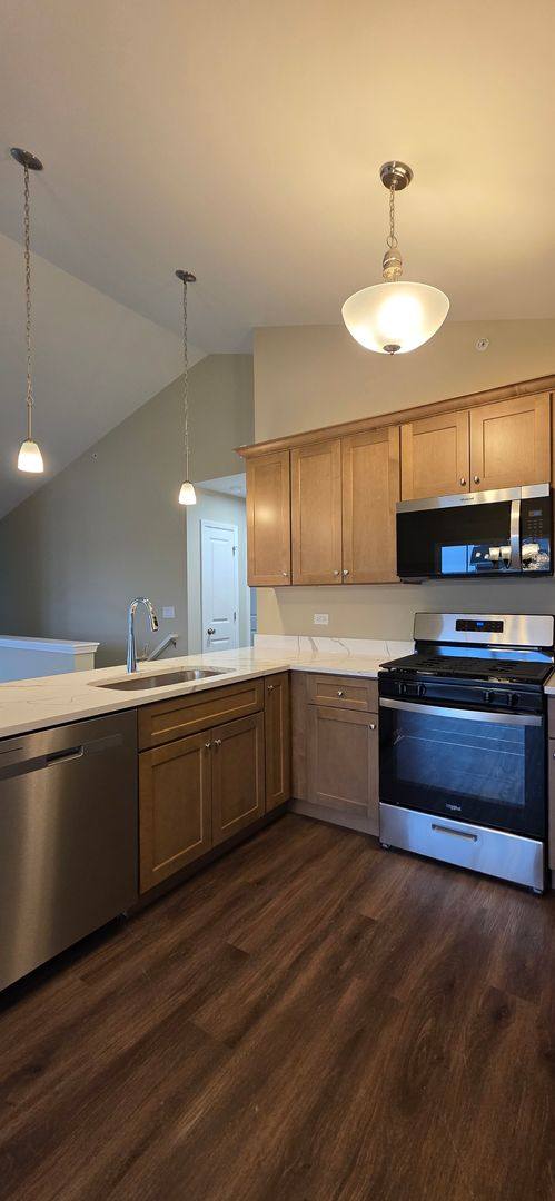 Apartment for rent at 394 Timber Pointe Dr, Joliet, IL 60431