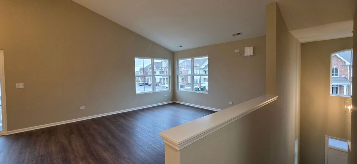 Apartment for rent at 394 Timber Pointe Dr, Joliet, IL 60431