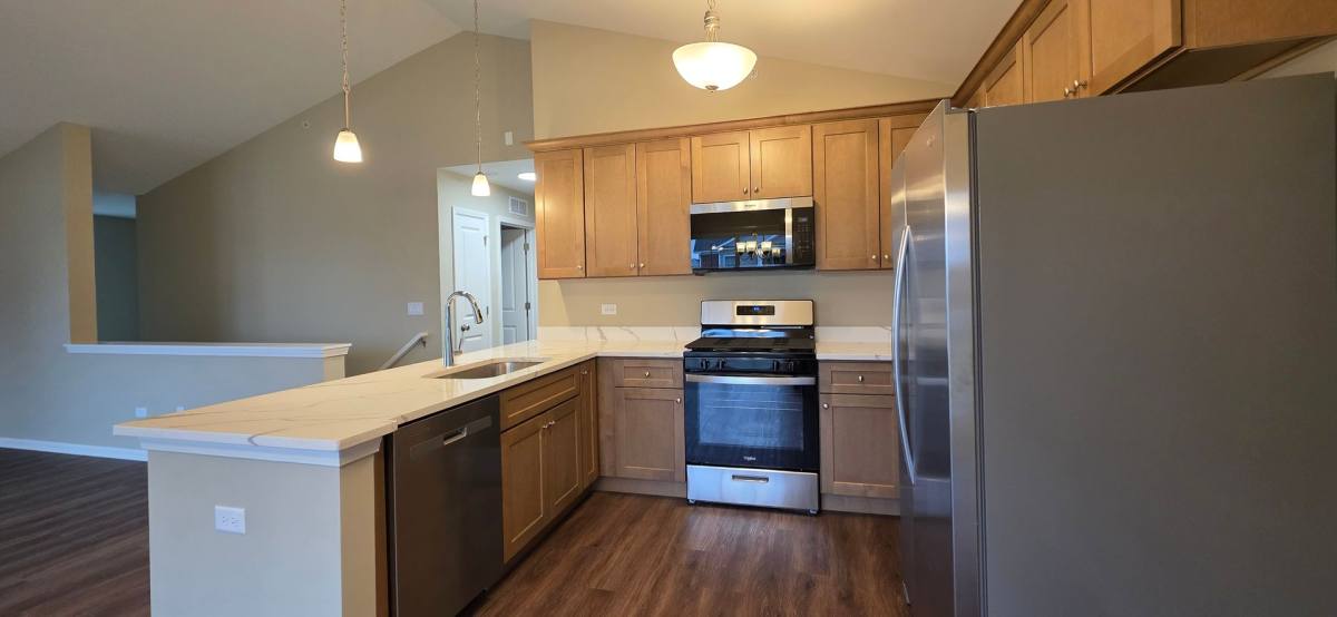 Apartment for rent at 394 Timber Pointe Dr, Joliet, IL 60431