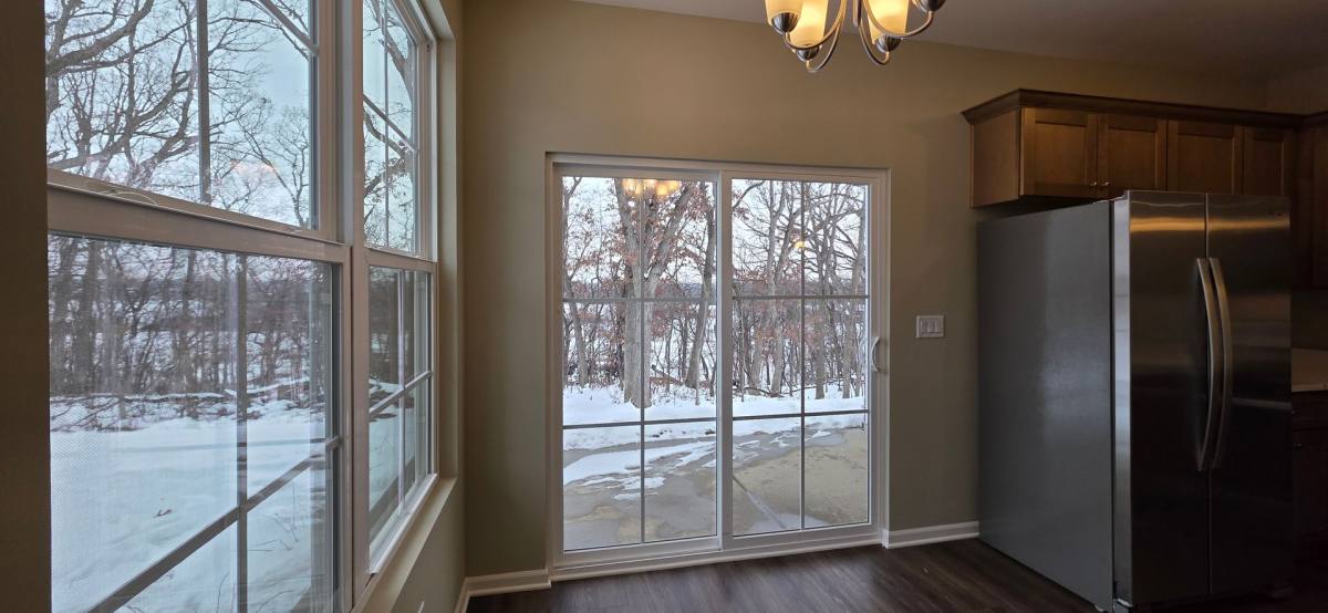 Apartment for rent at 380 Timber Pointe Dr, Joliet, IL 60431
