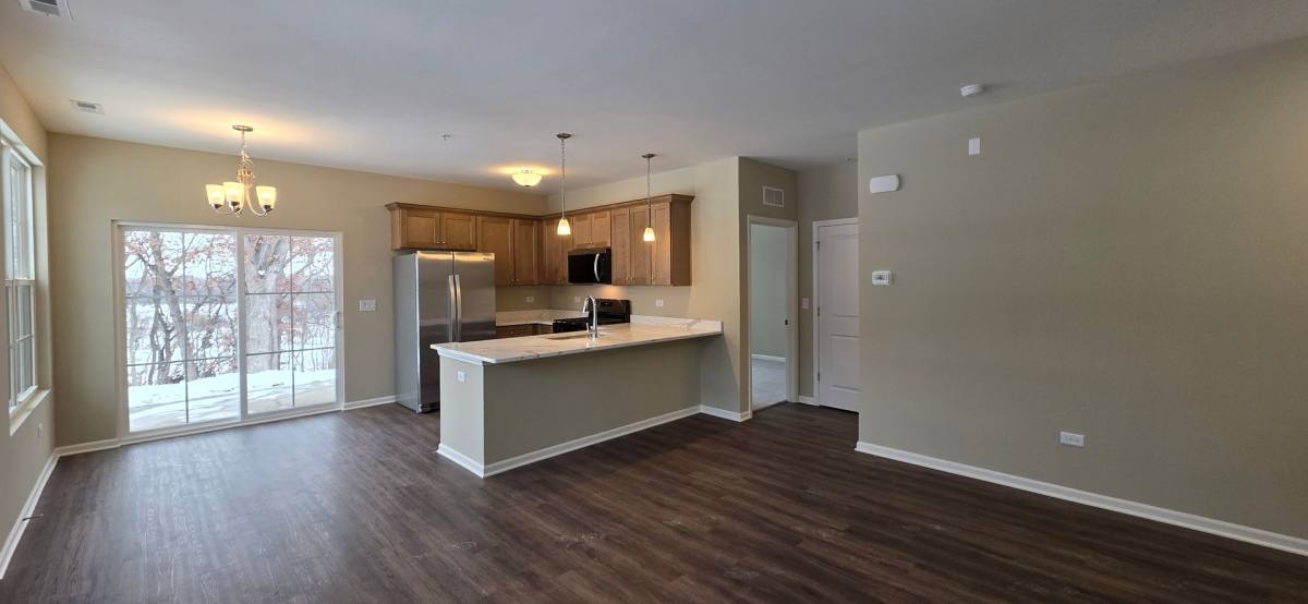 Apartment for rent at 380 Timber Pointe Dr, Joliet, IL 60431