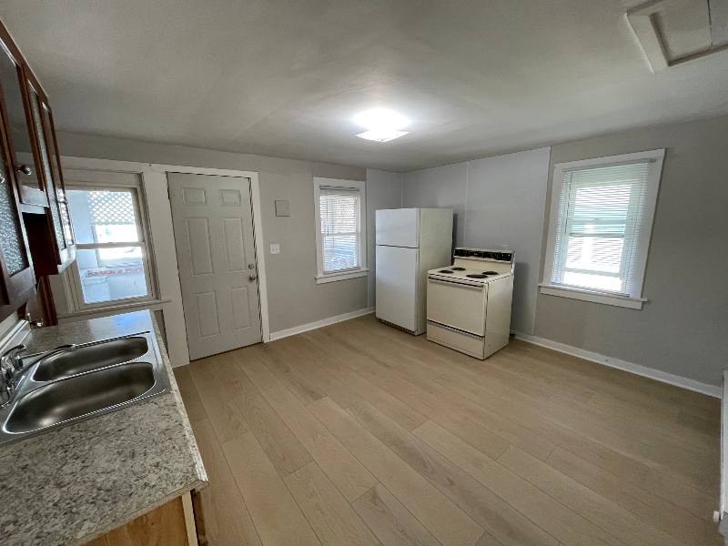 Apartment for rent at 1322 S 24 St #3, Omaha, NE 68108