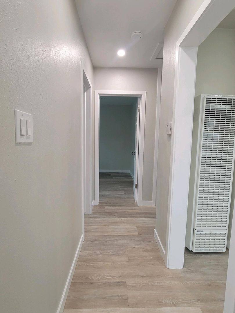 Apartment for rent at 2221-2223 Grand Ave, Long Beach, CA 90815