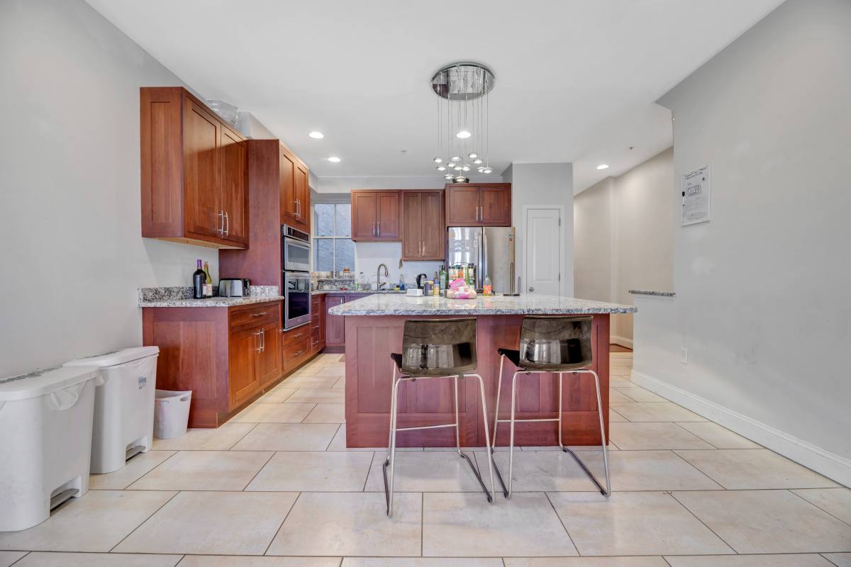 Condo for rent at 3118 13th St NW #1, Washington, DC 20010