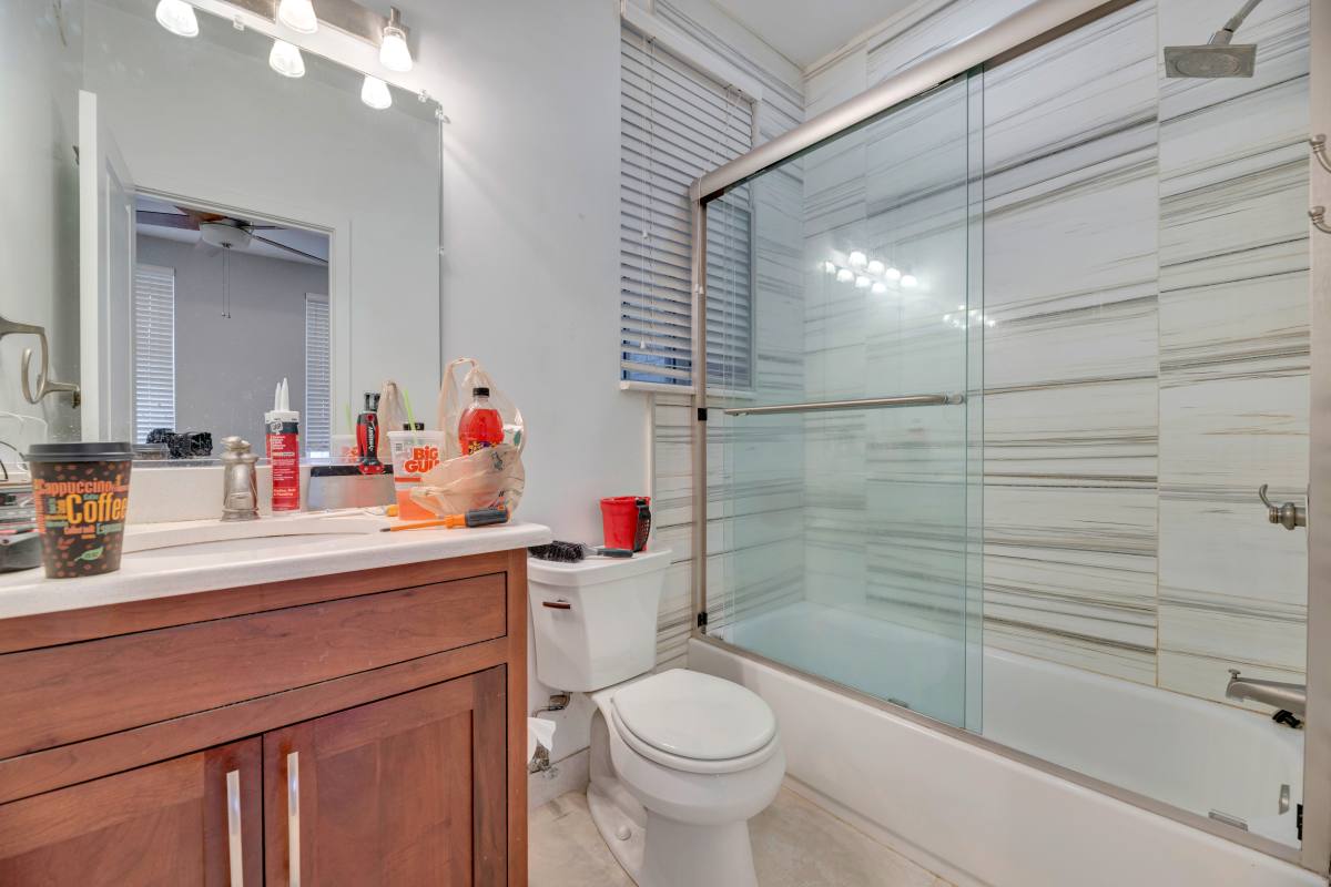 Condo for rent at 3118 13th St NW #1, Washington, DC 20010